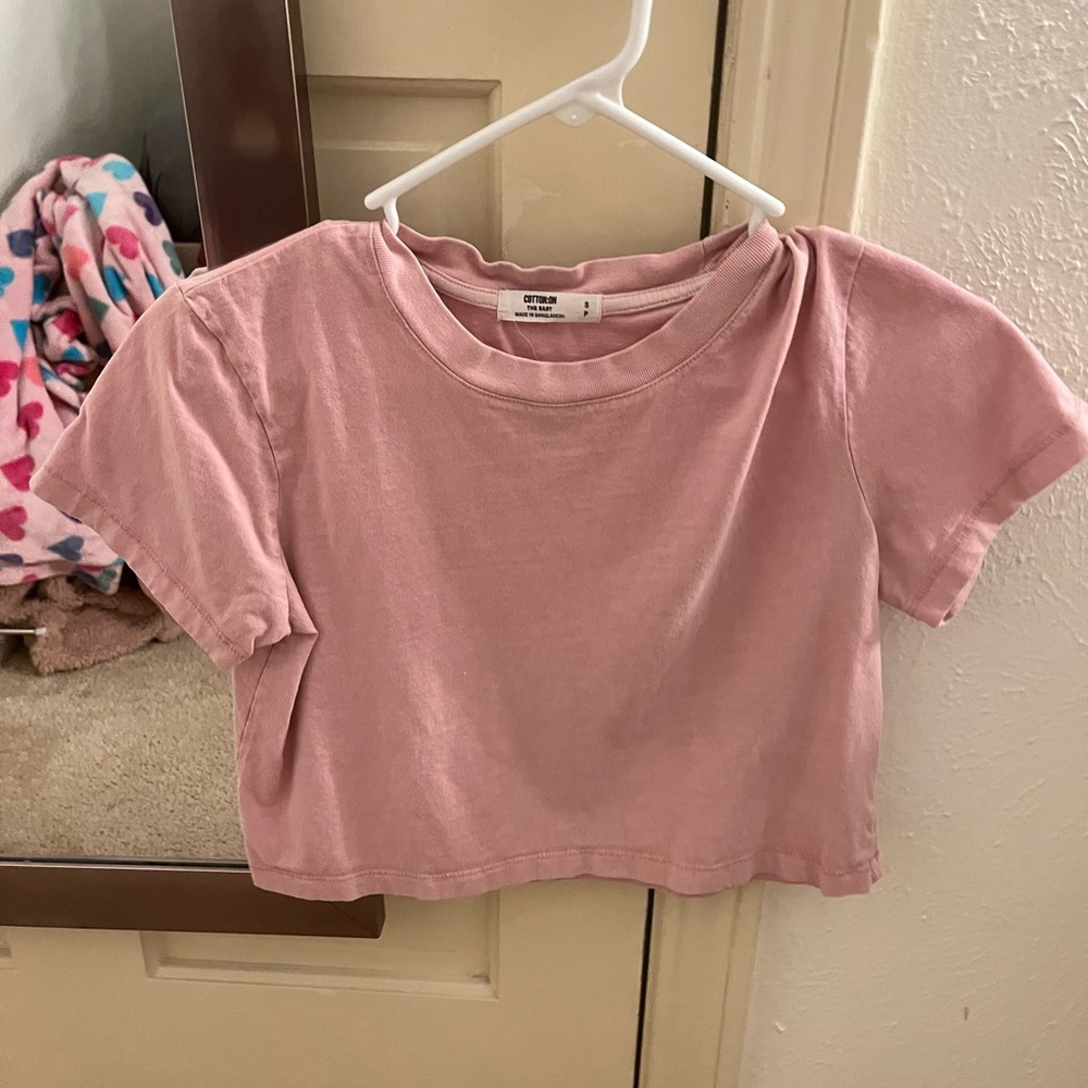 cotton on pink cropped shirt